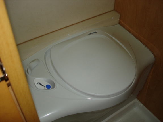 Cabinet tolilettes 04.jpg