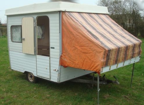 Caravane-pliante-casita-joliette.jpg