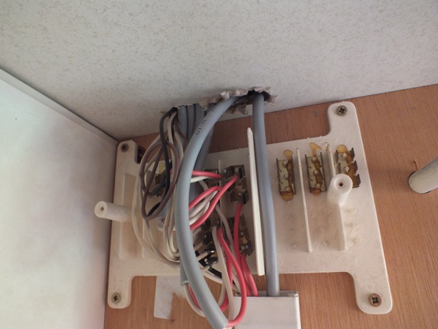 eclairage caravane.JPG