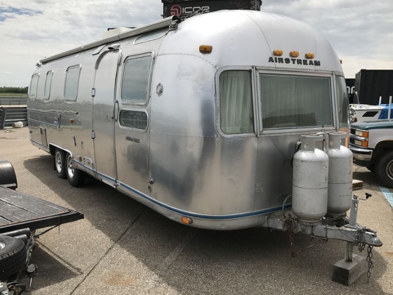 airstream-31-an1974.jpg