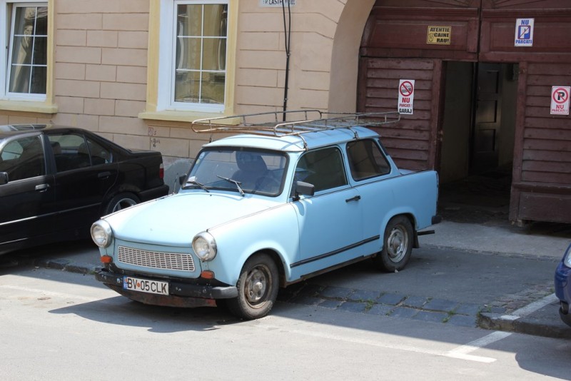 396-[RO]BRASOV-Trabant.JPG