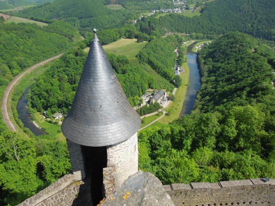 bourscheid-castle.jpg