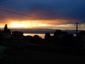 coucher du soleil sur le lac vue du chalet photo 2.JPG