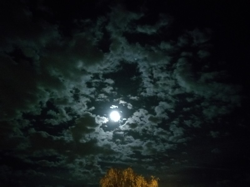 2022 le 8 nov à 21h la lune.jpg