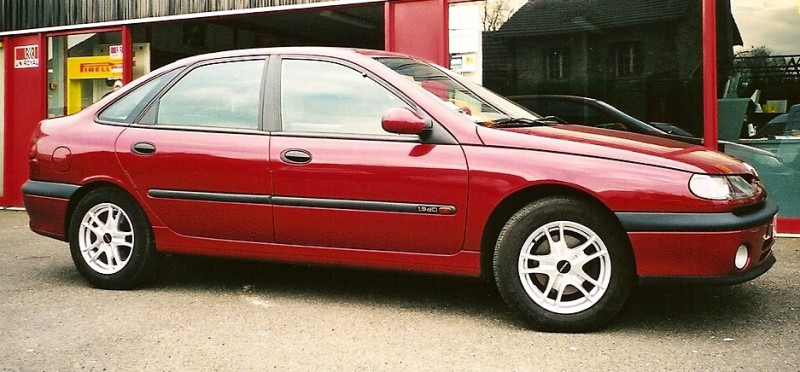 Photo LAGUNA Pirelli.jpg