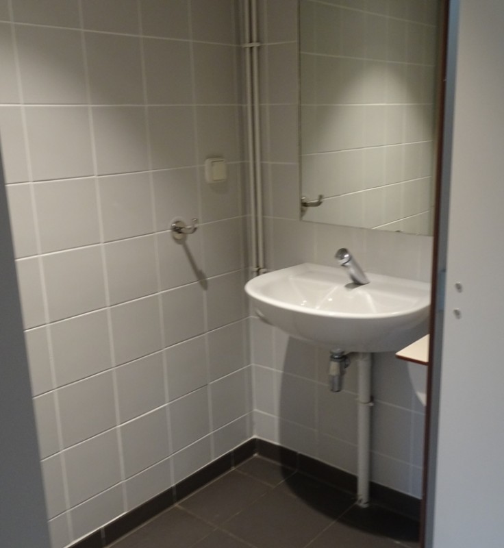 05 LAVABO FERMER.JPG
