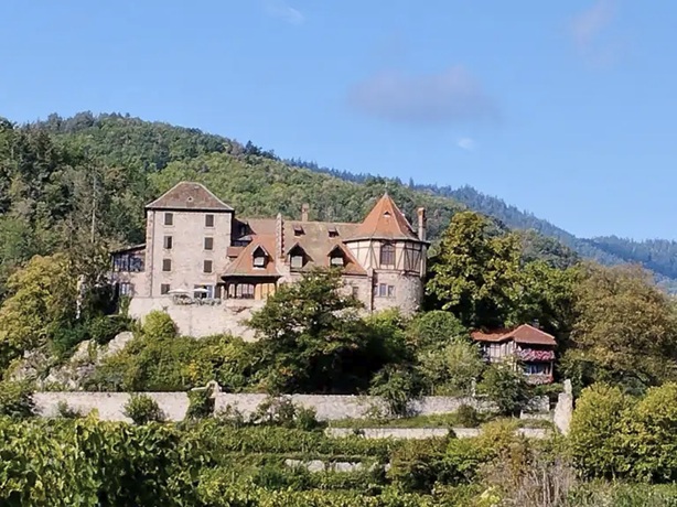chateau de Reichenberg .jpg