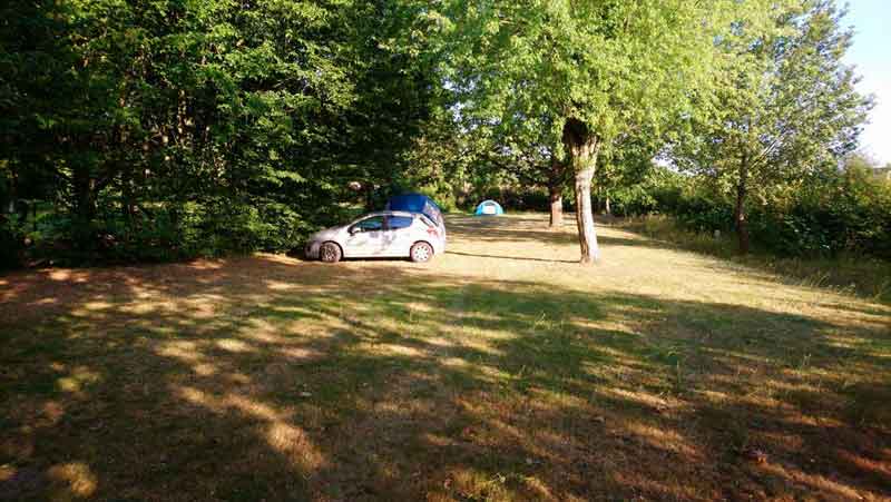 Camping-Les-Chenes-Valencay.jpg