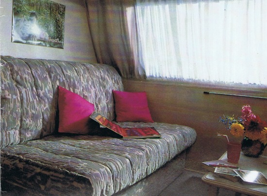 Int&eacute;rieur Caravelair Mobile Car 400 S